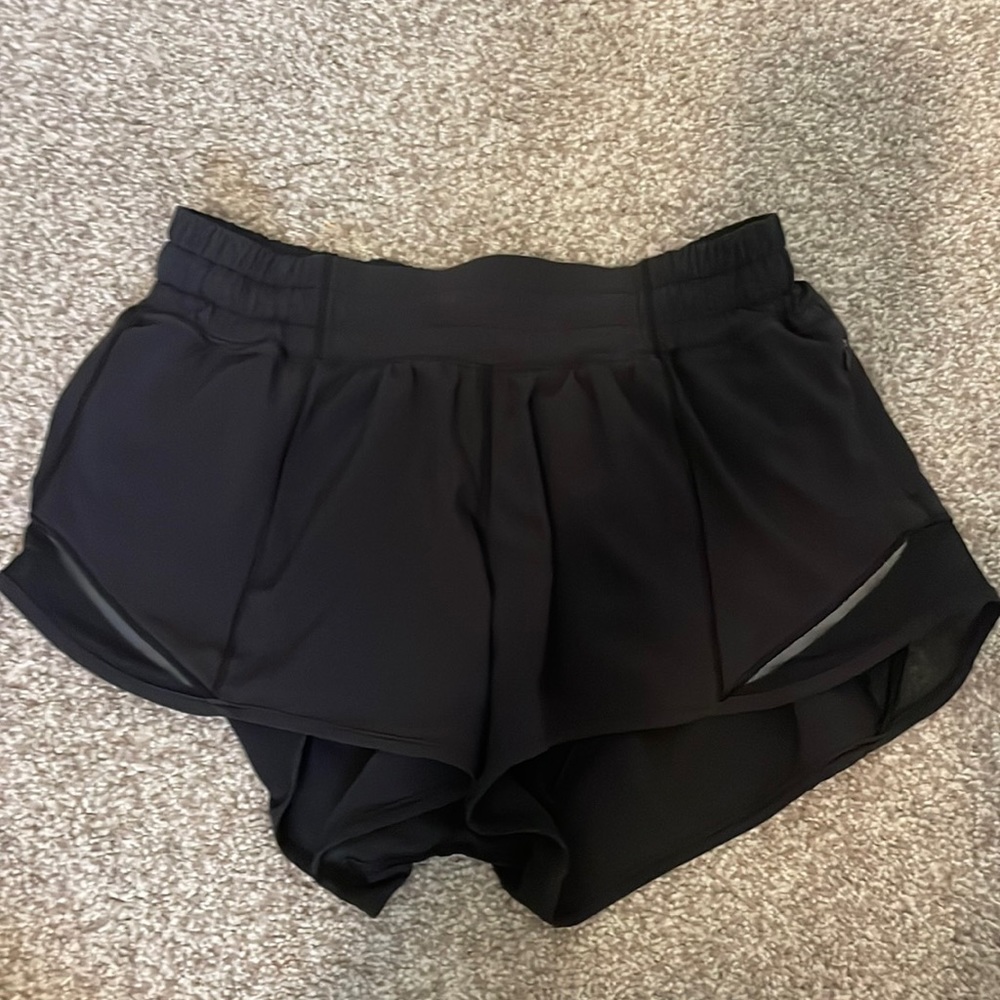 lululemon hotty hot shorts